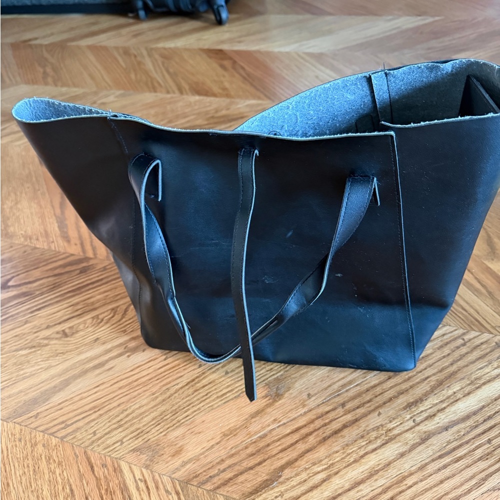 Saks Fifth Avenue Black Leather Tote Bag Minimalist Slouchy Shoulder Work Bag